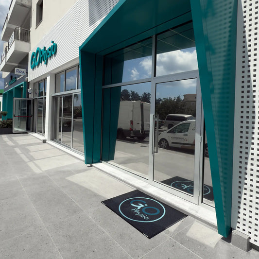 Tapis logo Berber – Extérieur couvert